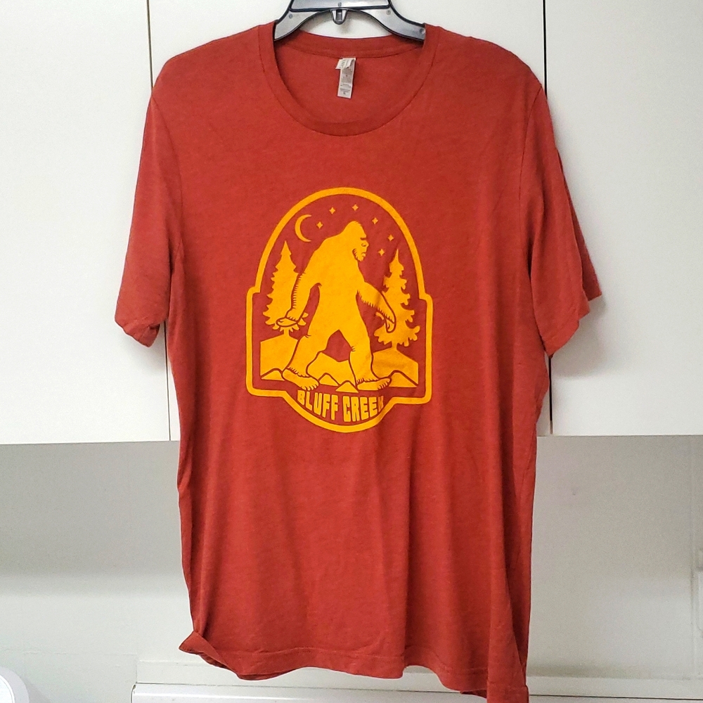 Mens Bluff Creeek Big Foot Sasquatch Tshirt XL Brown Yellow soft
